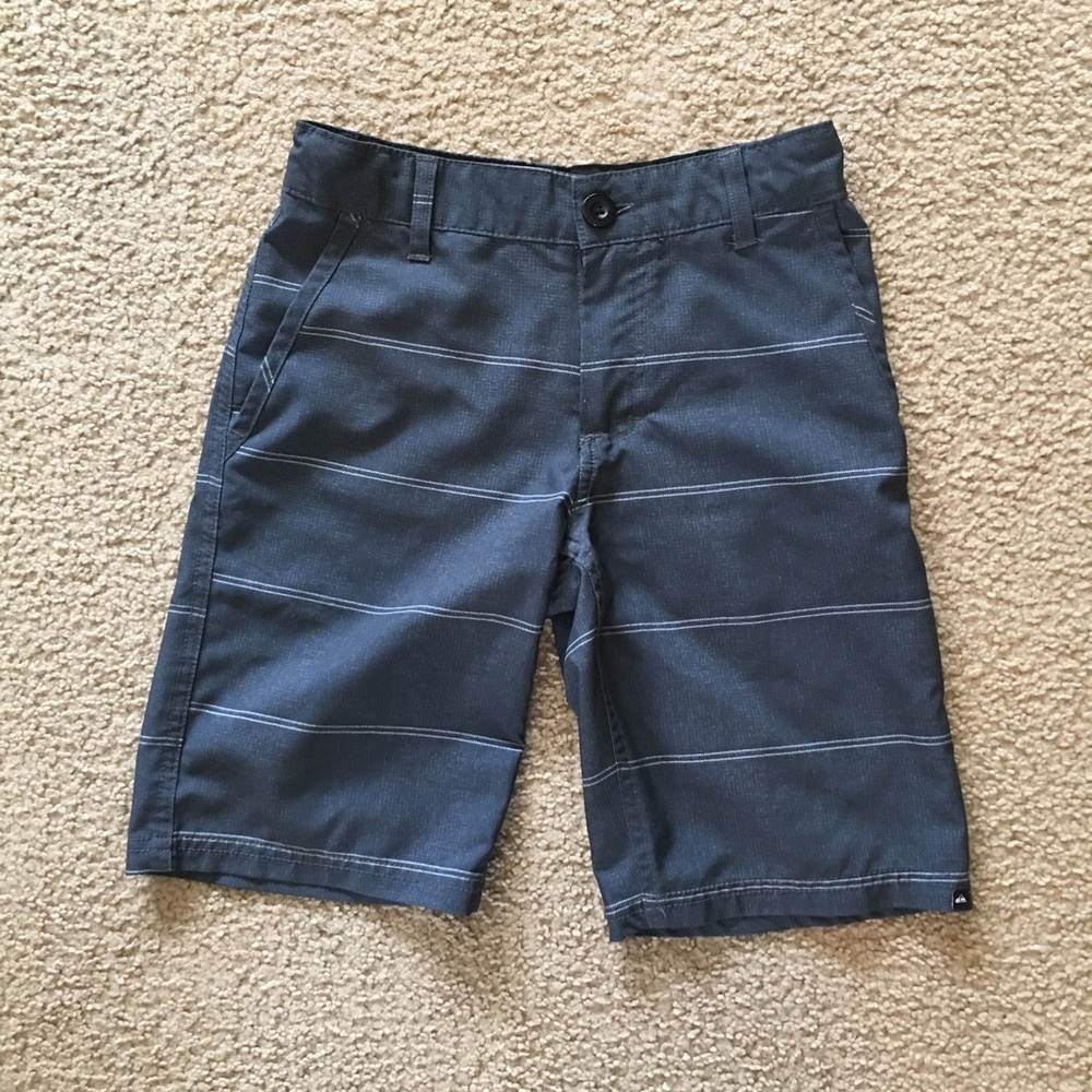 Boy’s Quiksilver hybrid shorts - Size 8